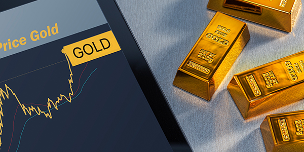 Why Gold Stocks Could Be a Contrarian Investor’s Dream Right Now